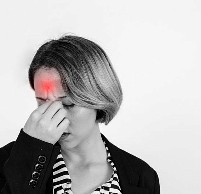 Почему болит голова? Причины и методы борьбы с головной болью