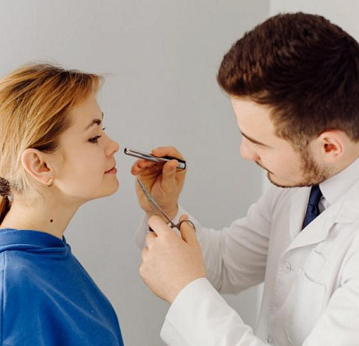 Признаки искривления носовой перегородки