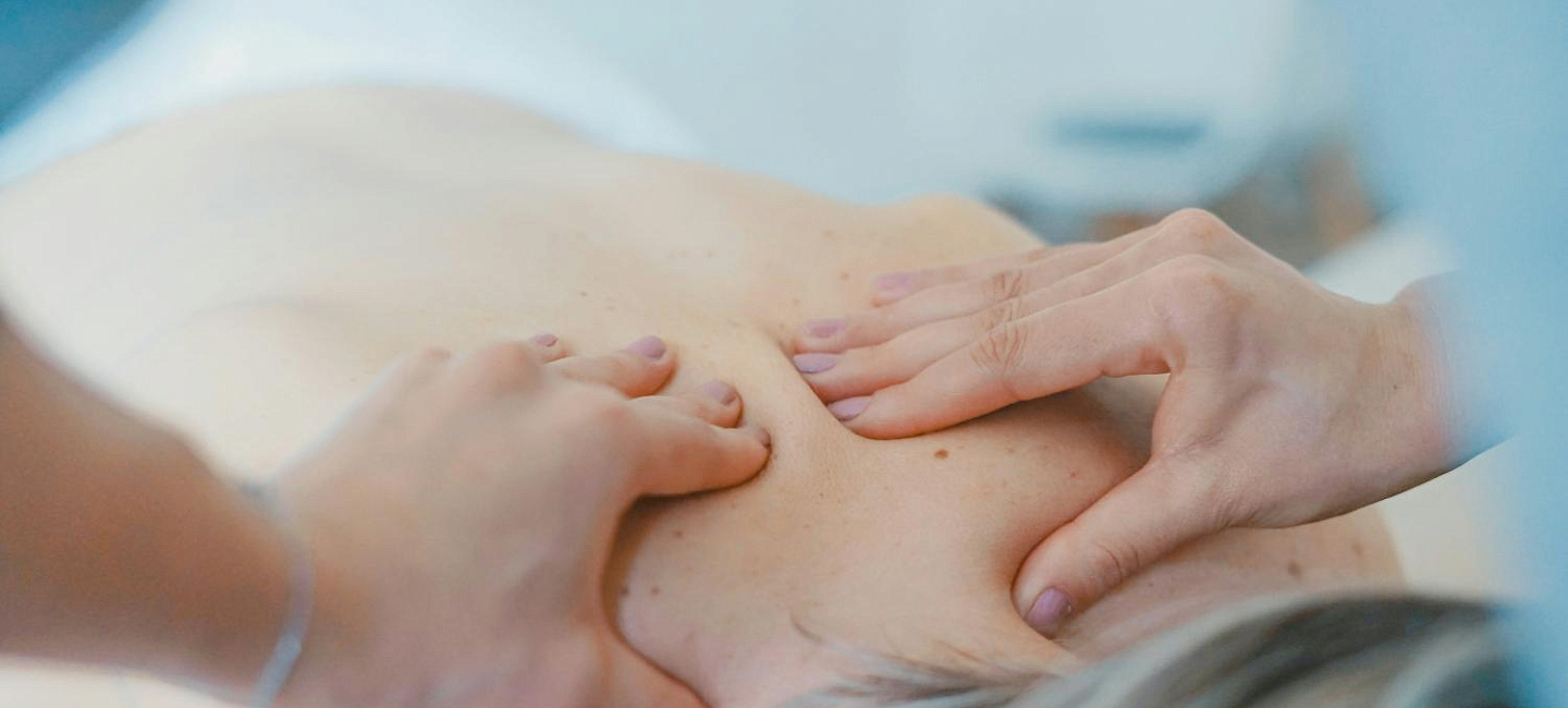 Что можно лечить массажем?